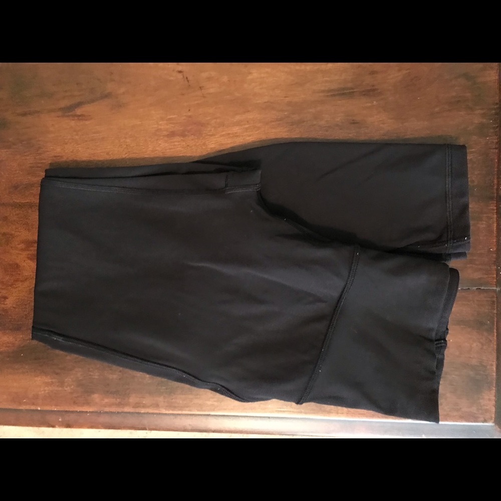 Lululemon women’s black running pants